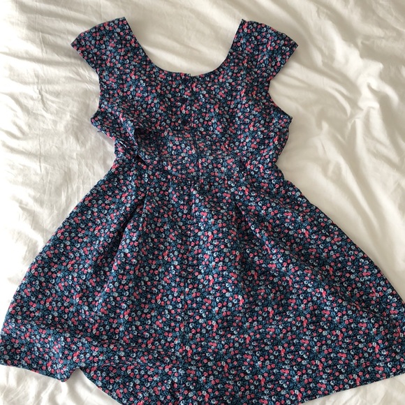 Floral rompers - Picture 2 of 7